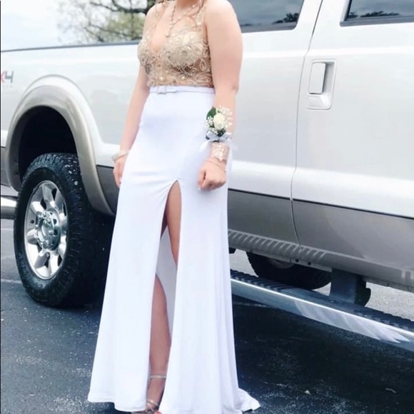 Long white and gold prom dress - Picture 3 of 4